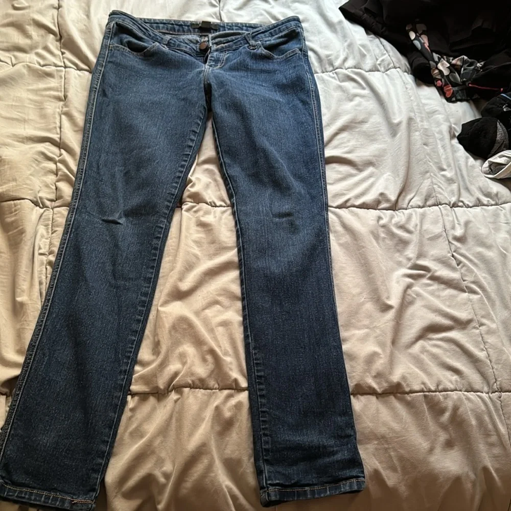 2 forever 21 jeans and 1 almost famous jeans brand ( total of 3 jeans )